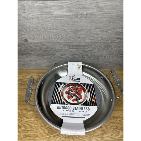 All-Clad Outdoor Stainless-Steel 11" Round Grill Basket ~NEW - Picture 2 of 7
